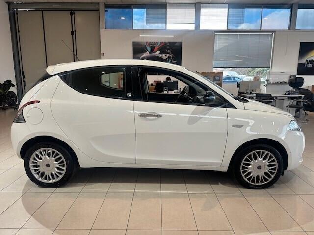 Lancia Ypsilon 1.2 Silver GPL 69cv