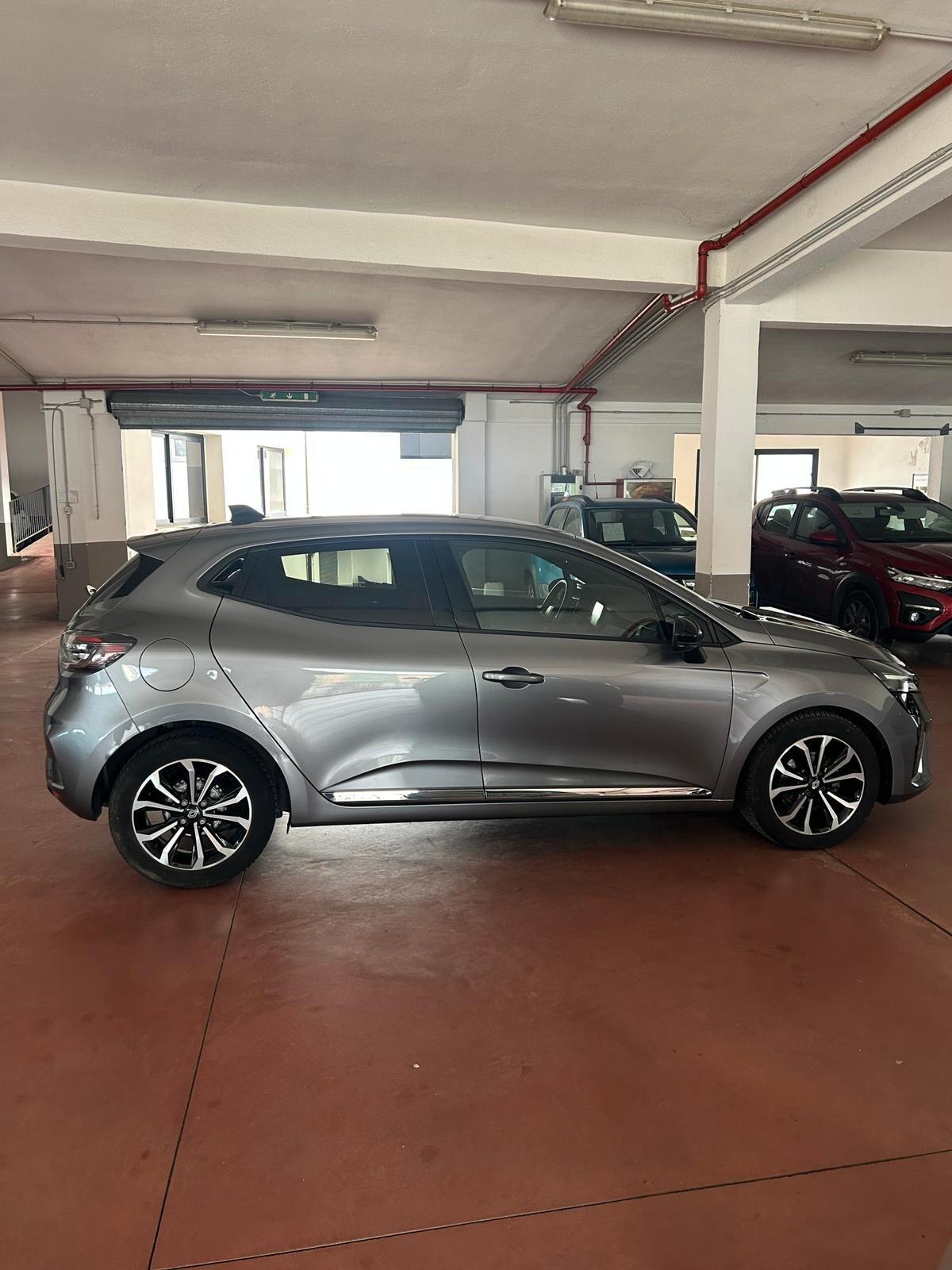 Renault Clio TCe 90 CV 5 porte Techno