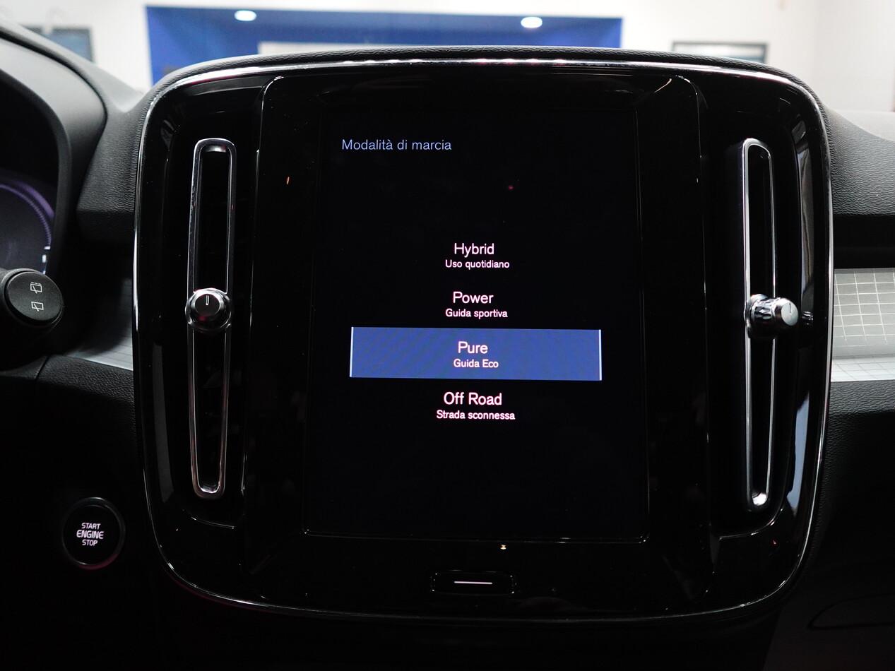 Volvo XC40 1.5 BZ T4 211 CV PHEV INSCRIPTION EXPRESSION