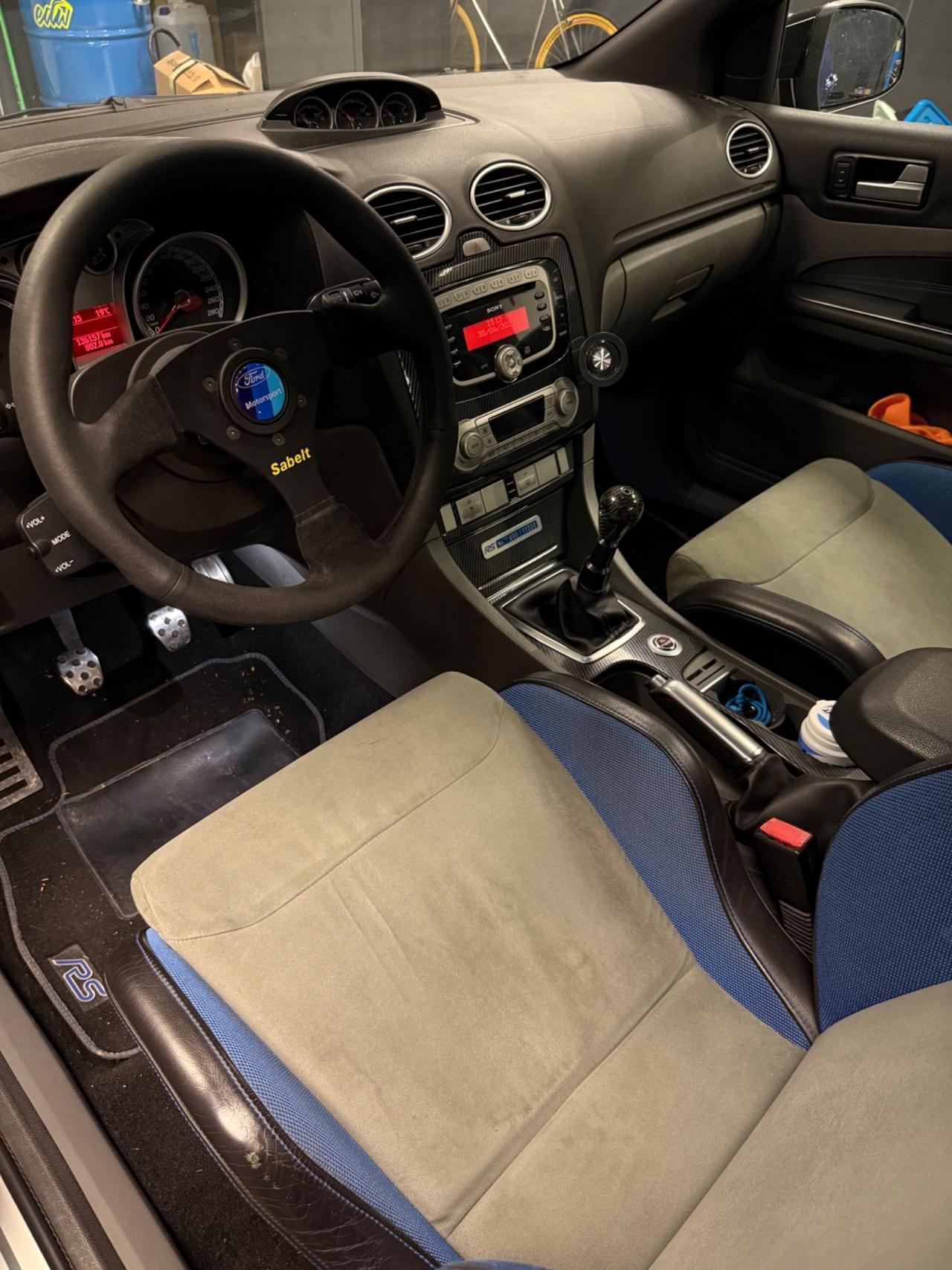 Ford Focus 2.5T (305CV) 3p. RS