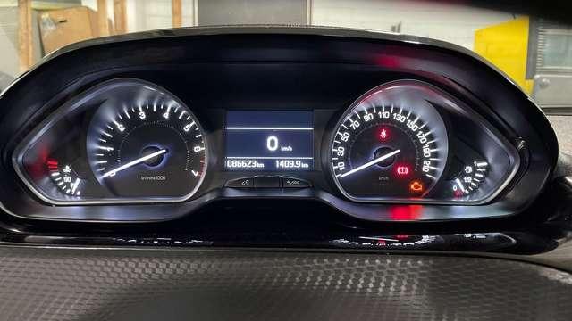 Peugeot 208 5 Porte 1.2 PureTech 82cv Allure 5p 1.2 puretech