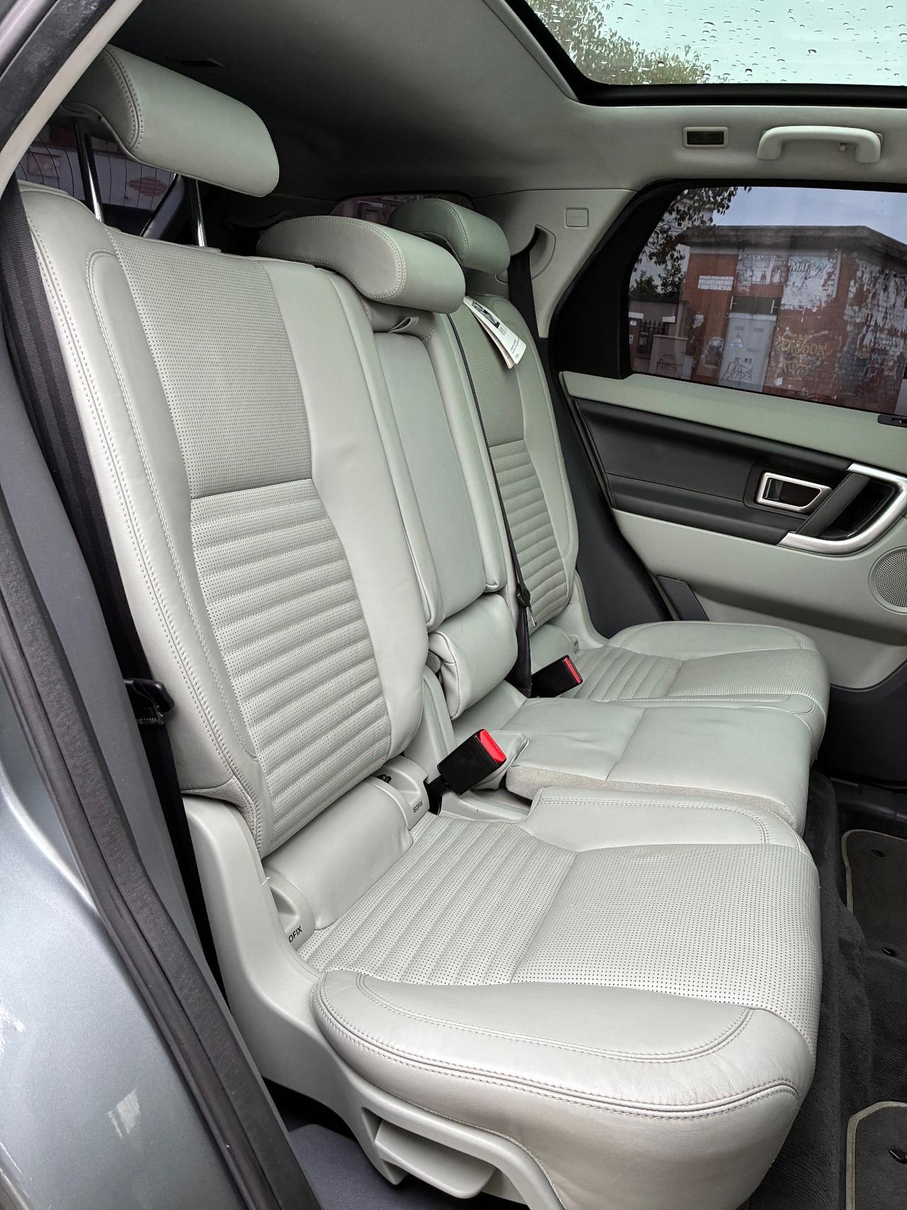 Land Rover Discovery Sport 2.2 SD4 HSE Luxury (140 kw) 7 posti