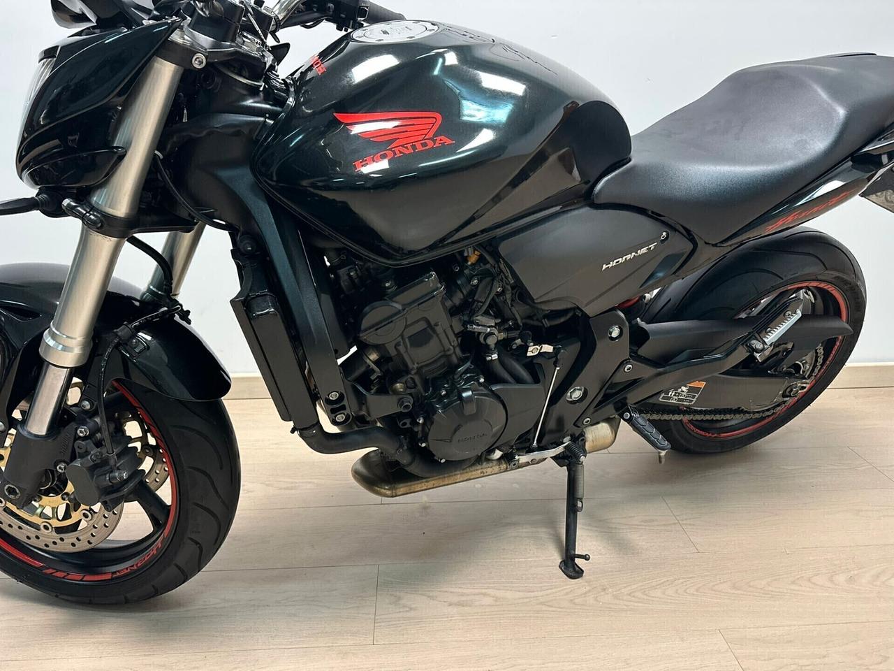 HONDA HORNET 600 - 2010 DA 99€ AL MESE