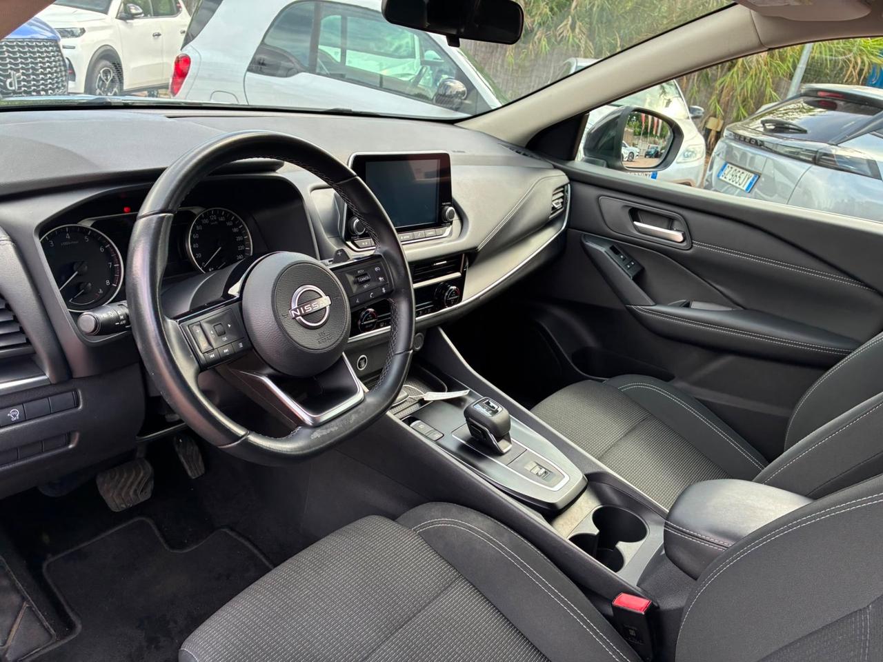 Nissan Qashqai MHEV 140 CV Business