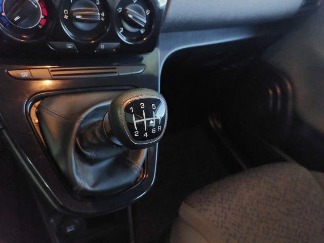 LANCIA Ypsilon 1.0 FireFly 5 porte S&S Hybrid Ecochic Silver