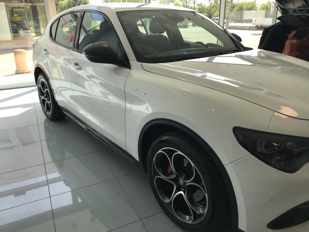 Alfa Romeo Stelvio 2.2 Turbodiesel 210 CV AT8 Q4 Veloce
