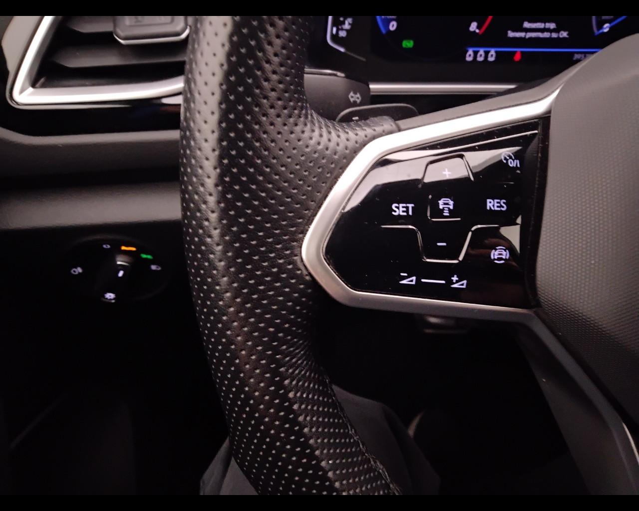 VOLKSWAGEN T-Roc I 2022 - T-Roc 1.5 tsi R-Line dsg