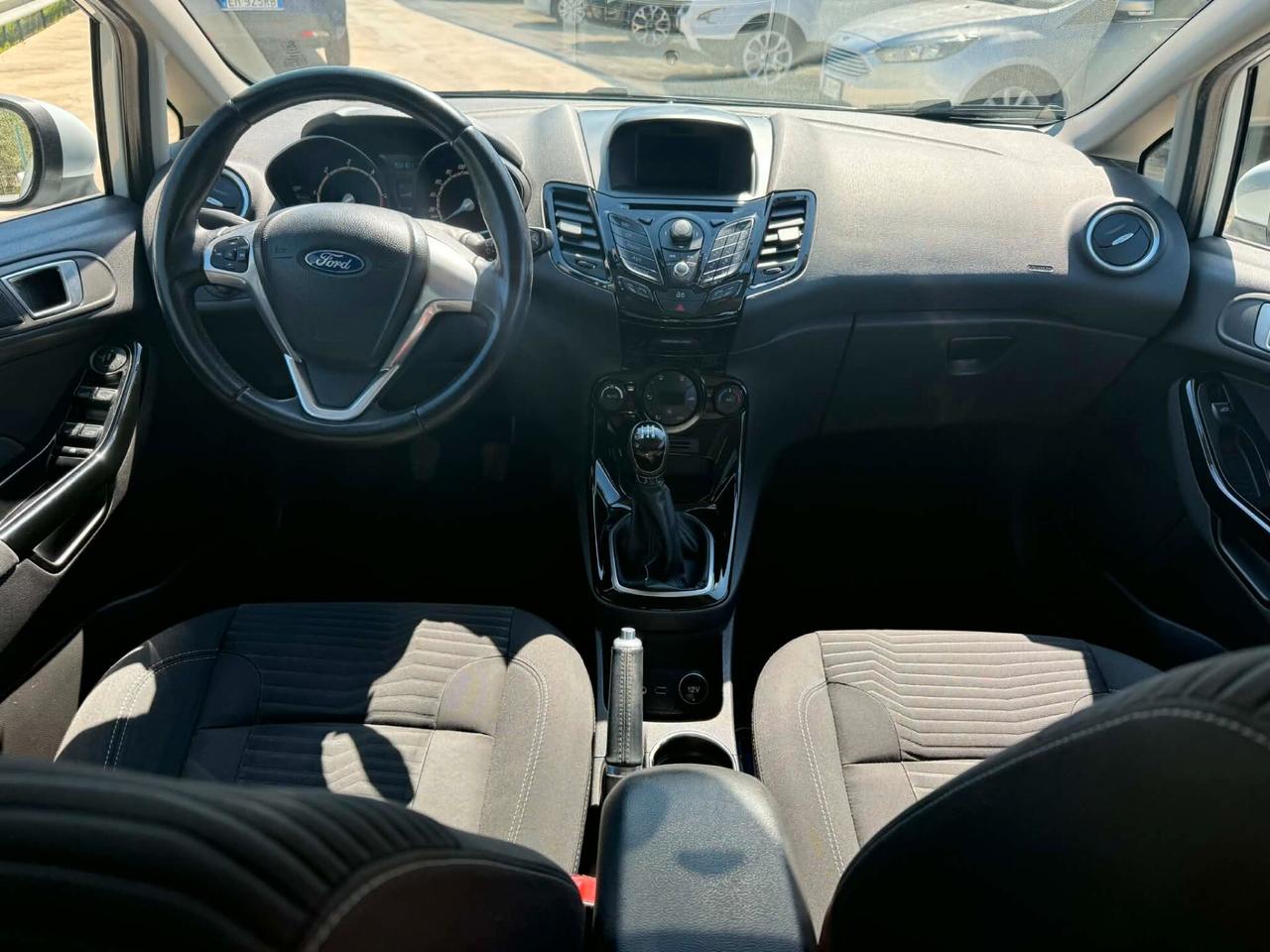 Ford Fiesta 1.5 TDCi 75CV 5 porte Titanium 2014