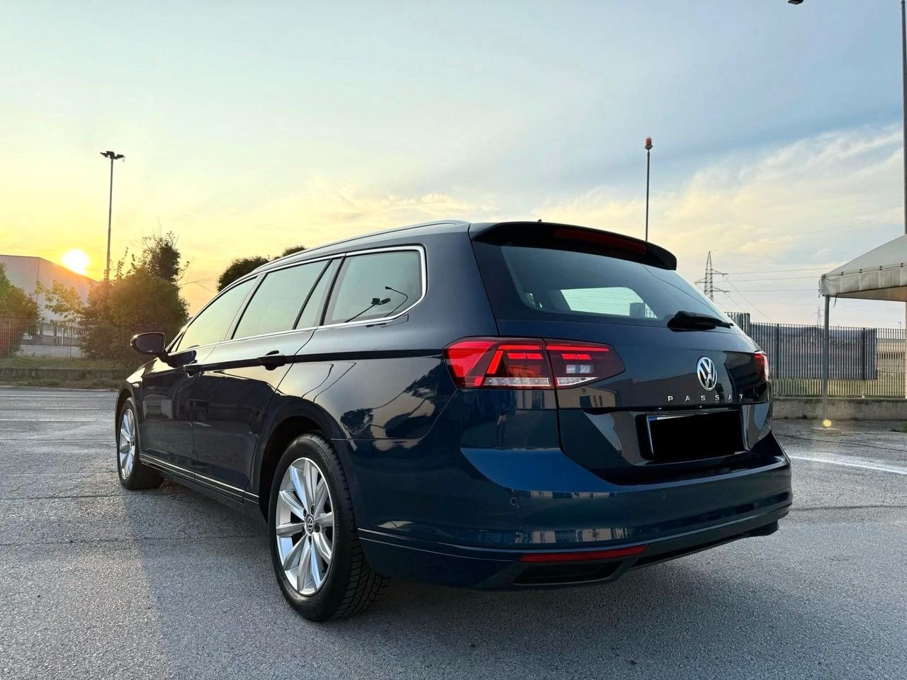 VOLKSWAGEN PASSAT 2.0 Tdi EVO Dsg-Virtual Led Navi