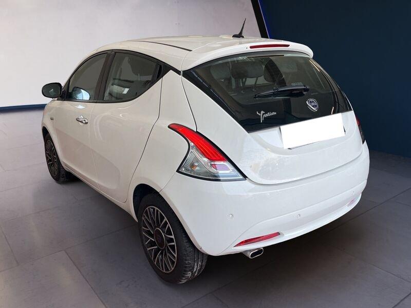 Lancia Ypsilon III 2015 1.2 Gold s&s 69cv my19