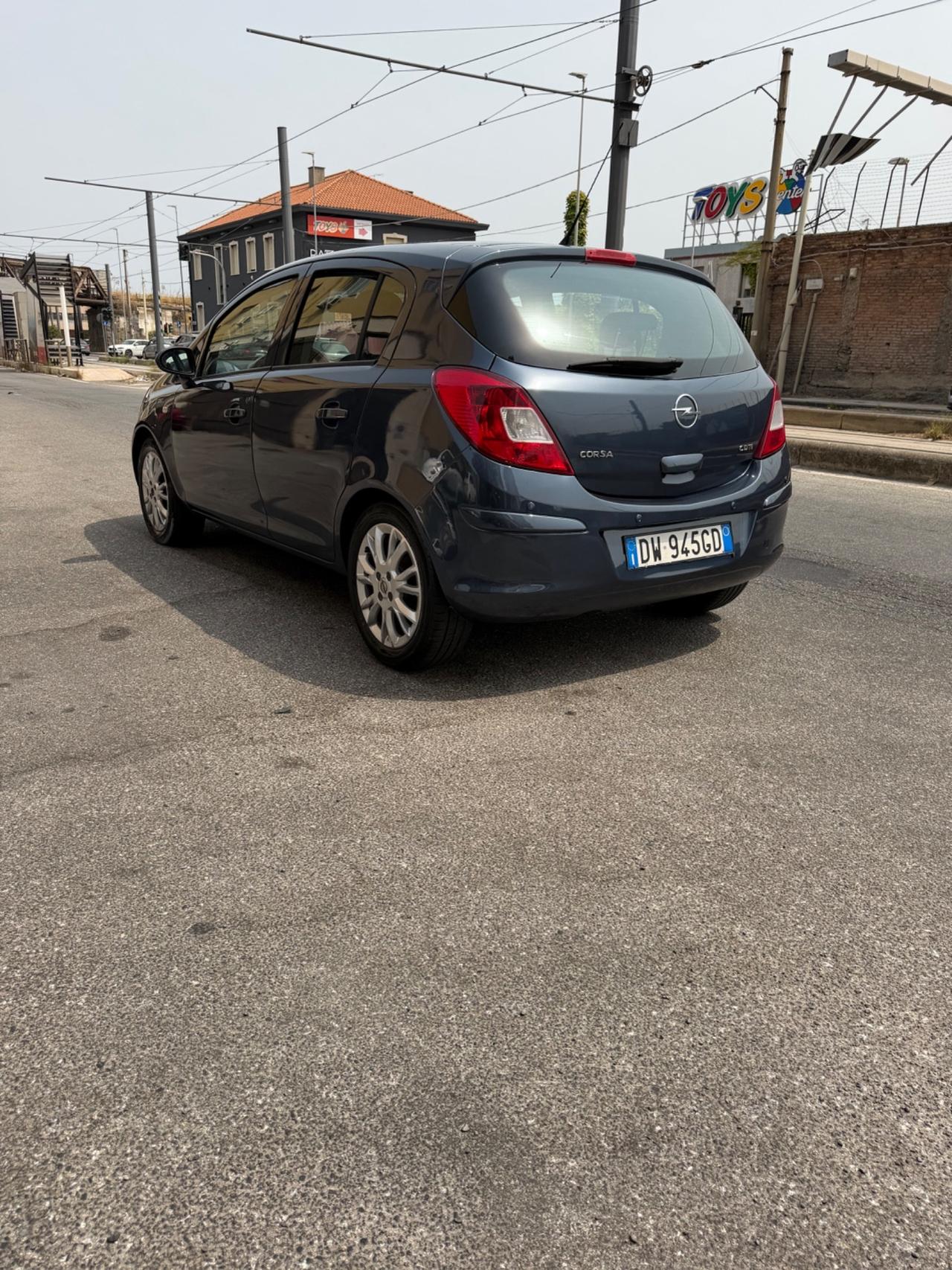 Opel Corsa 1.3 CDTI 90CV 5 porte Cosmo
