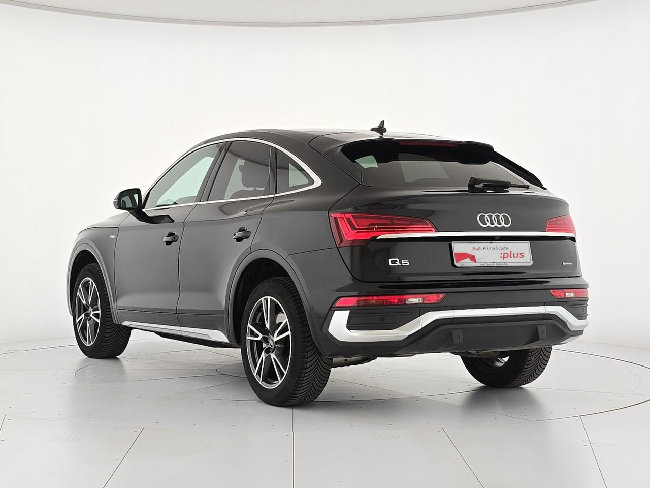 Audi Q5 sportback 40 2.0 tdi mhev 12v s line quattro s-tronic