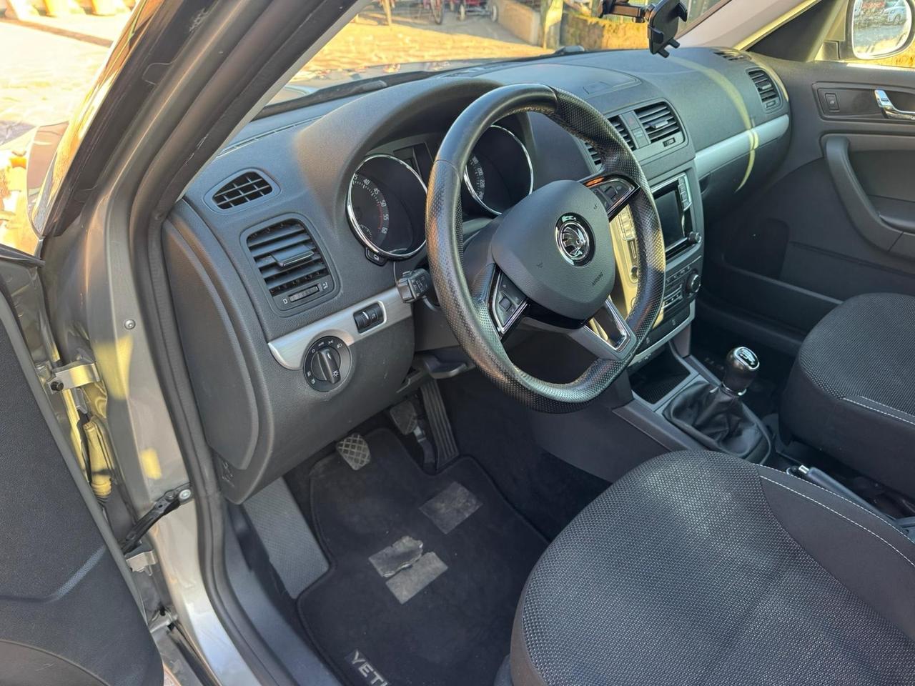 Skoda Yeti Outdoor 2.0 TDI SCR 110 CV Design Edition neopatentati