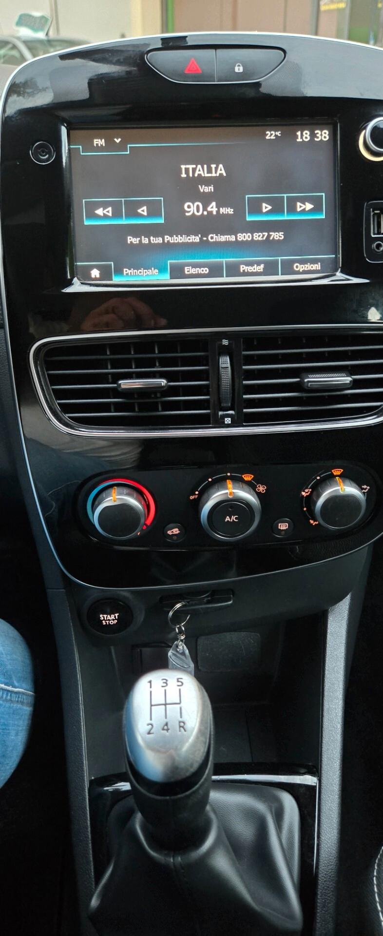 Renault Clio dCi 8V 90 CV 5 porte Moschino Life