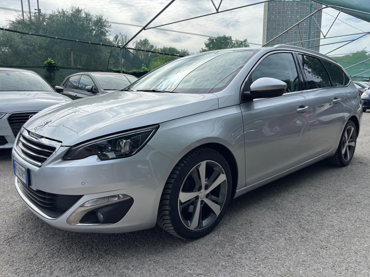 Peugeot 308 1.6 hdi 120cv automatica SW Allure