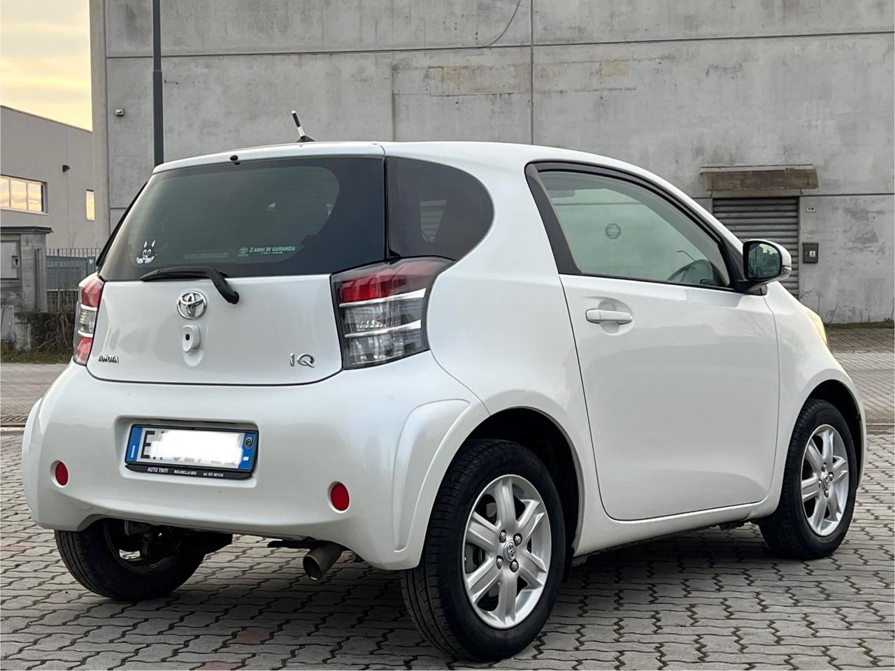 Toyota iQ 1.0 Sol