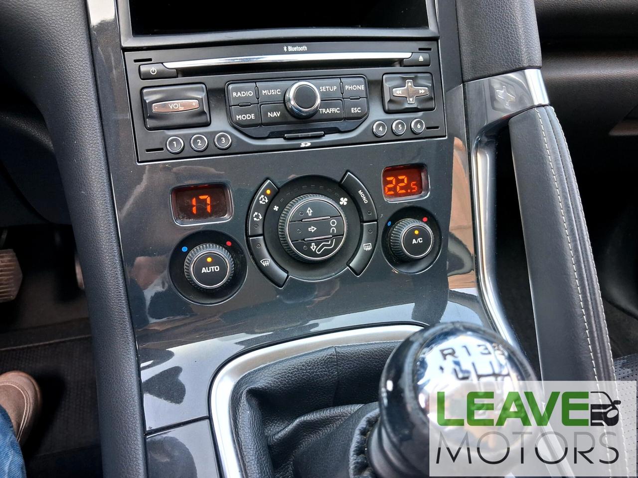 Peugeot 3008 1.6 HDi 112CV (M1591)