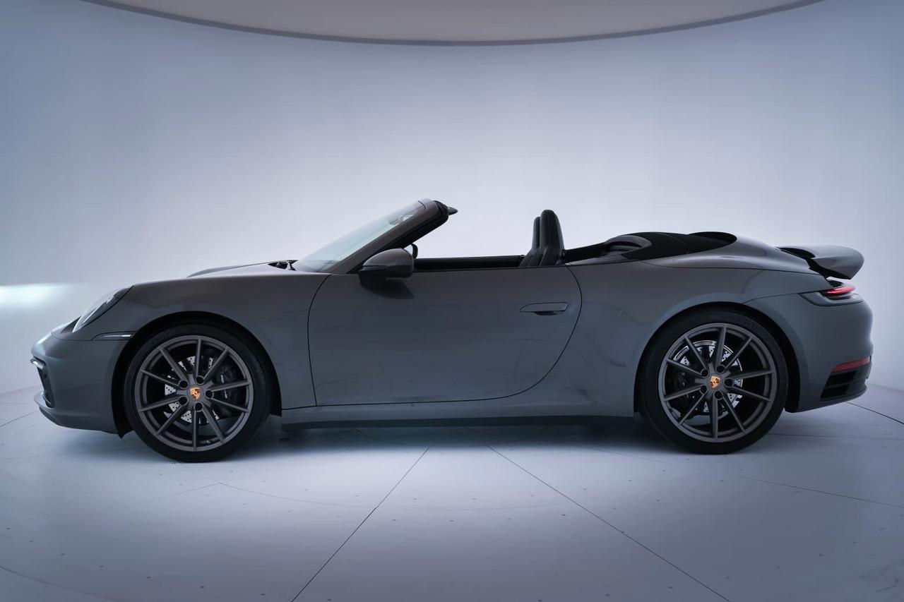 Porsche 911 Cabrio 3.0 Carrera auto