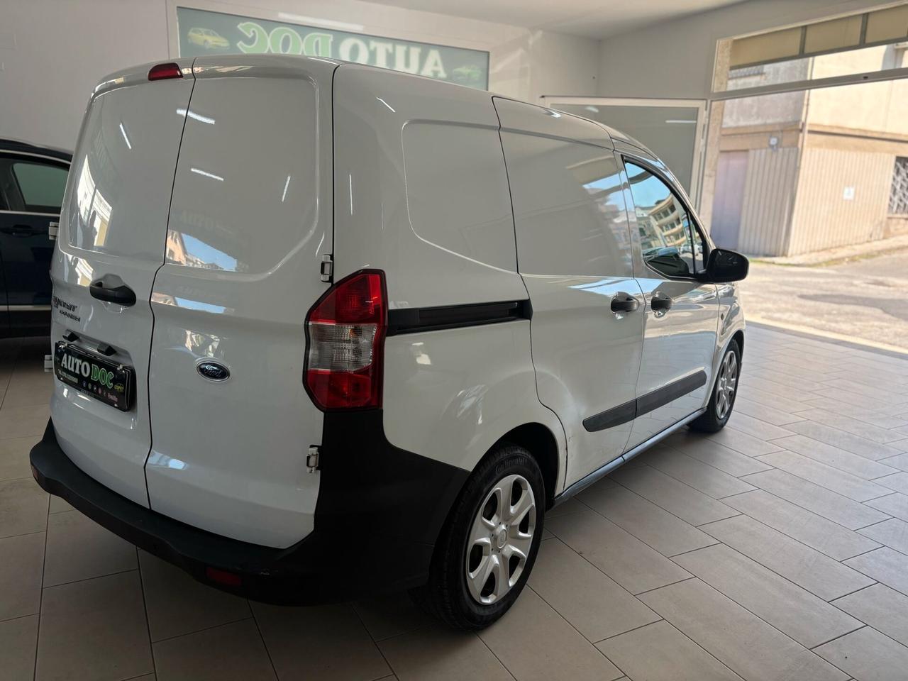 Ford Transit Courier