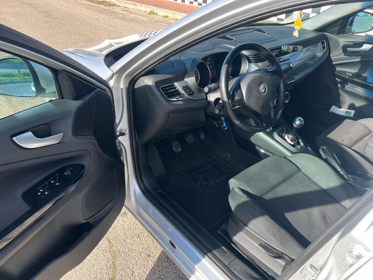 Alfa Romeo Giulietta 2.0 JTDm-2 170 CV 2010