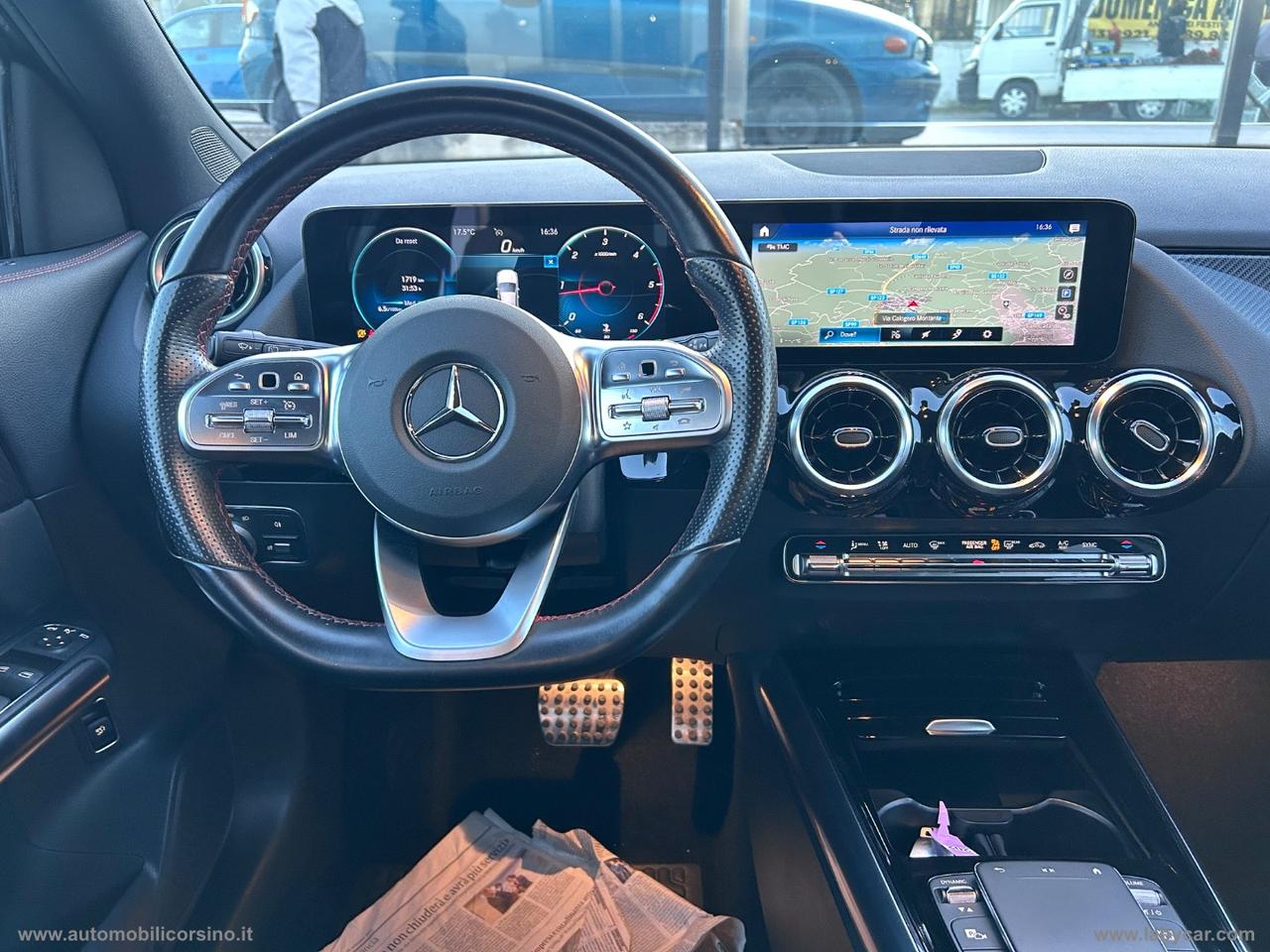 MERCEDES-BENZ GLA 200 d Automatic Premium