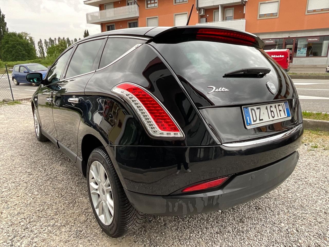 Lancia Delta 1.6 MJT DPF Platino