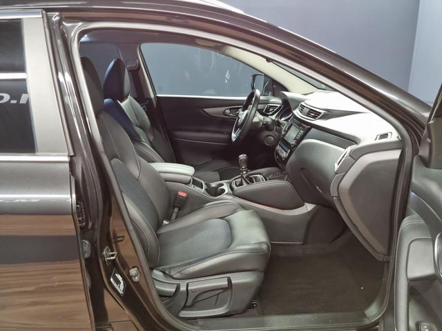 NISSAN Qashqai 1.6 DIG-T TEKNA