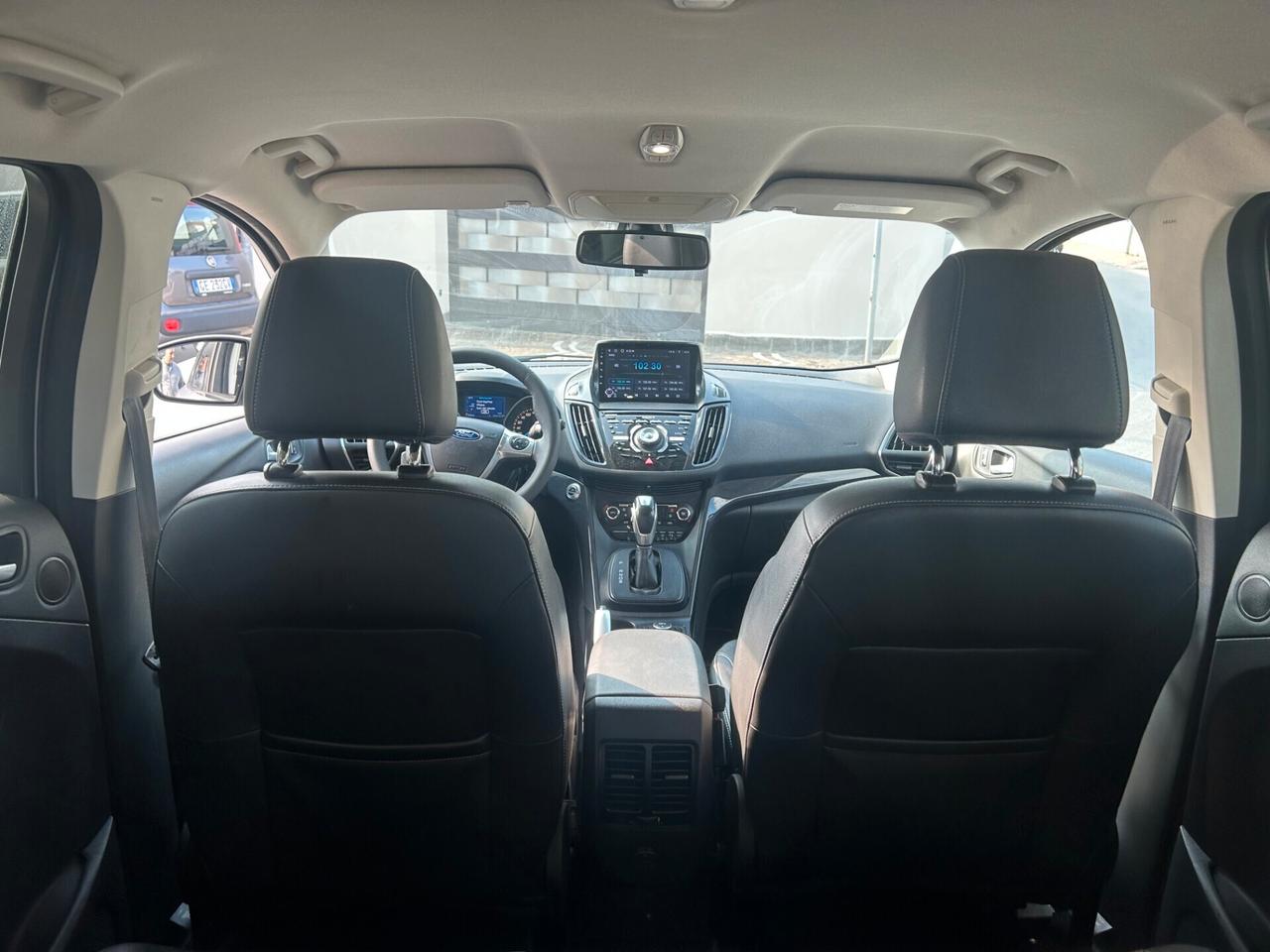 Ford Kuga 2.0 TDCI 140 CV 4WD Powershift Titanium