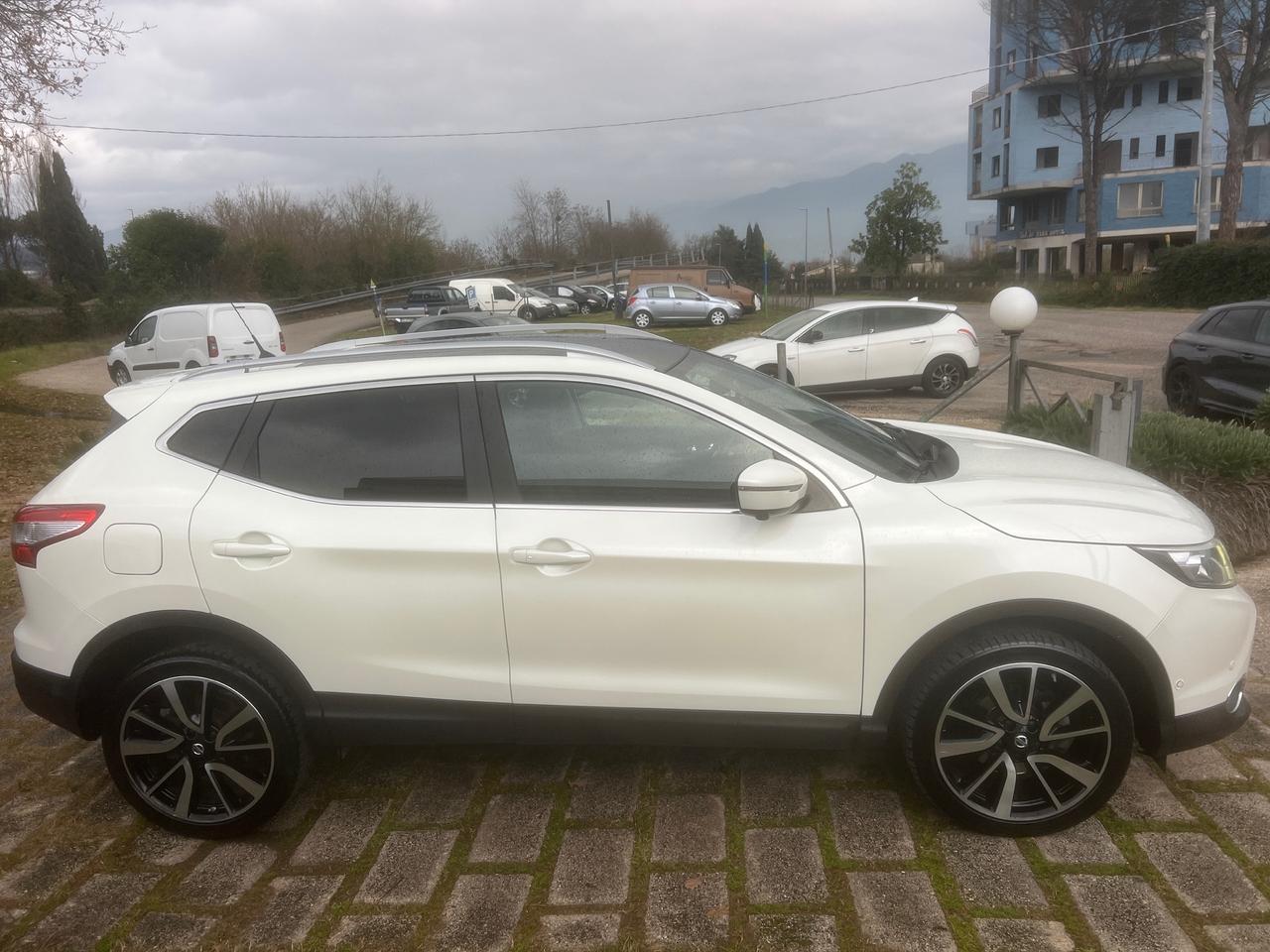 Nissan Qashqai 1.6dCi 130CV Tekna-2015"FULL"