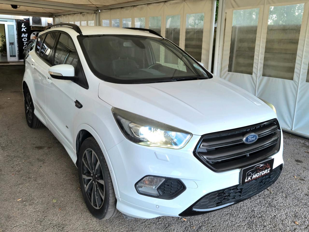 Ford Kuga 2.0 TDCI 150 CV S&S 4WD ST-Line