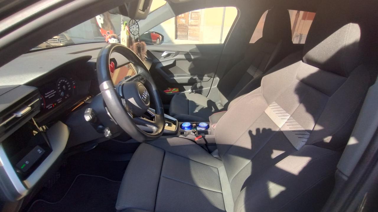Audi A3 SPB 35 TDI S tronic line edition