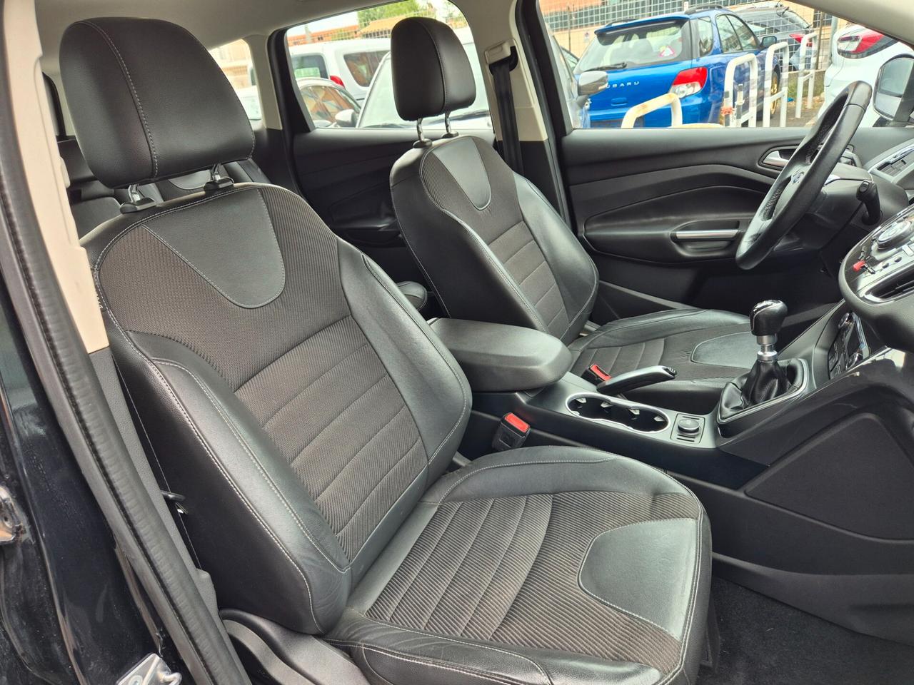 Ford Kuga 2.0 TDCI 150 CV S&S 4WD Titanium