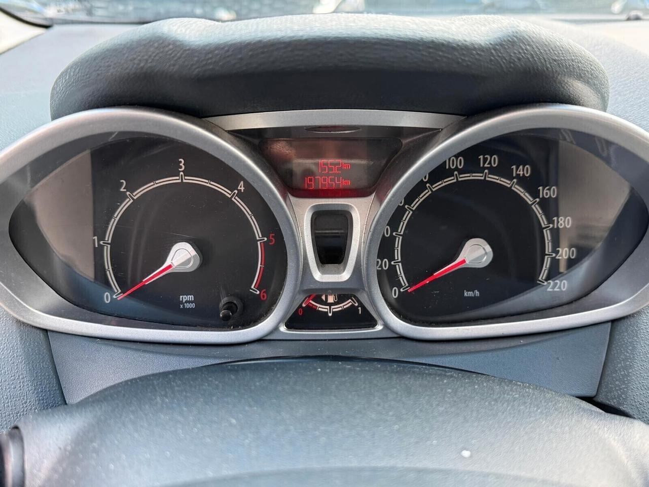 Ford Fiesta 1.6 TDCi 90CV 5 porte DPF Titanium 2009