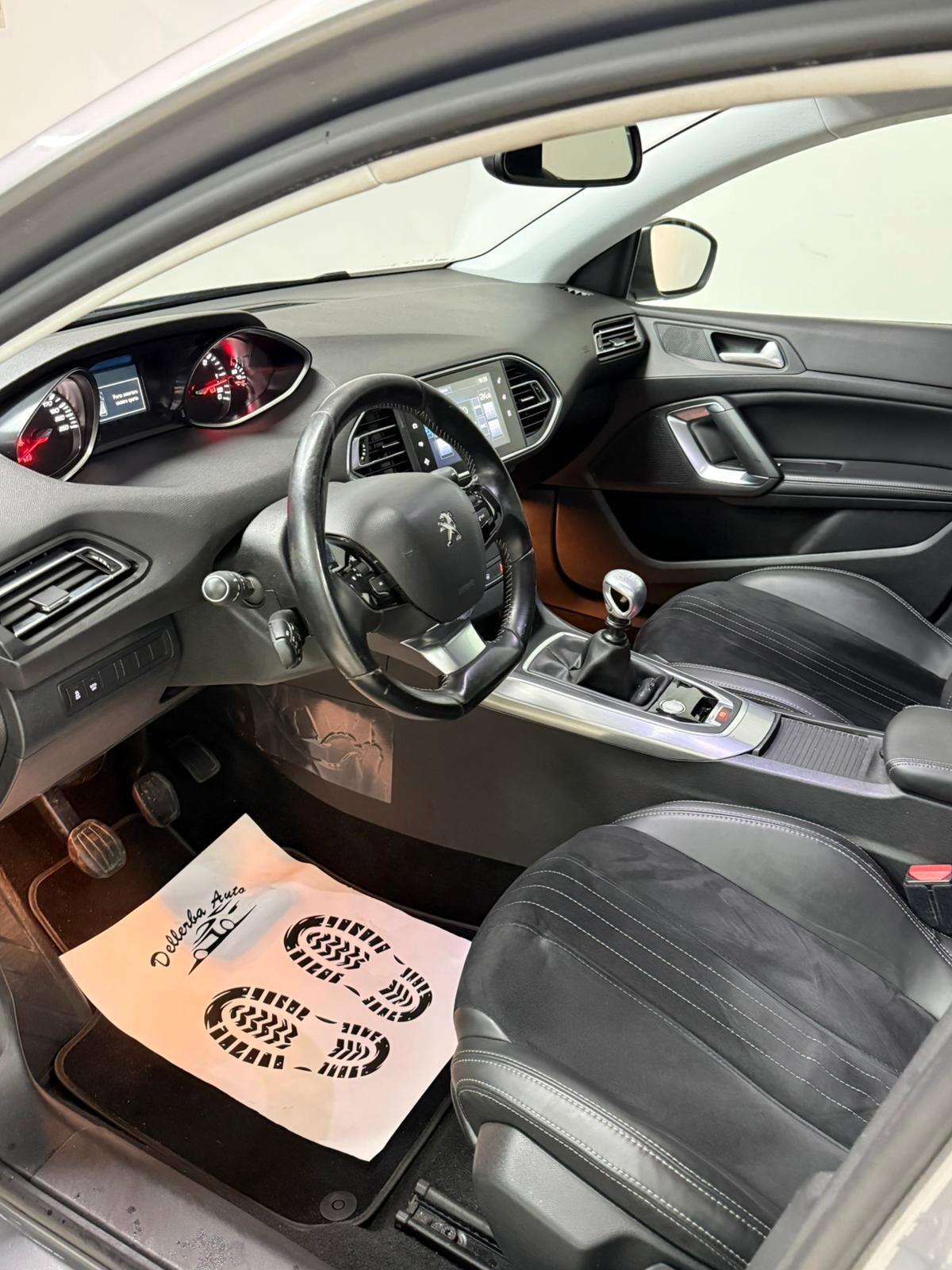 Peugeot 308 BlueHDi 120 S&S EAT6 SW Allure
