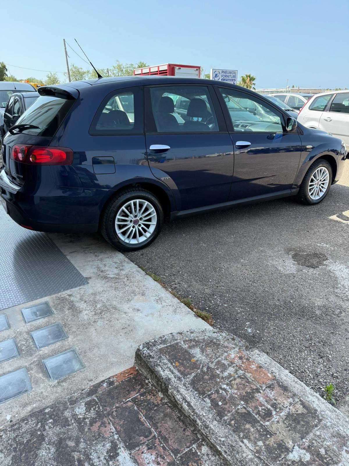 Fiat Croma 1.9 Multijet - NEOPATENTATI