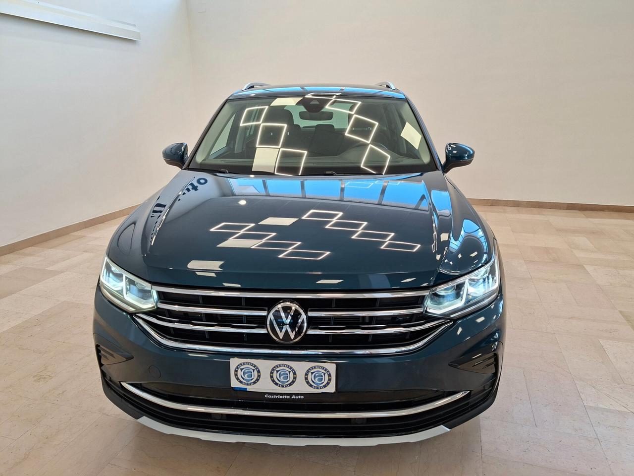 Volkswagen Tiguan 2.0 TDI 150 CV SCR DSG Elegance