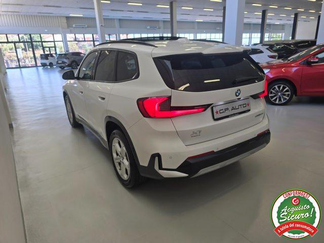 BMW X1 sDrive 18d xLine + Tetto