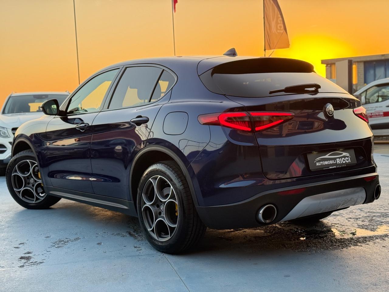 Alfa Romeo Stelvio 2.0 Turbo 200 CV AT8 Q4 Executive