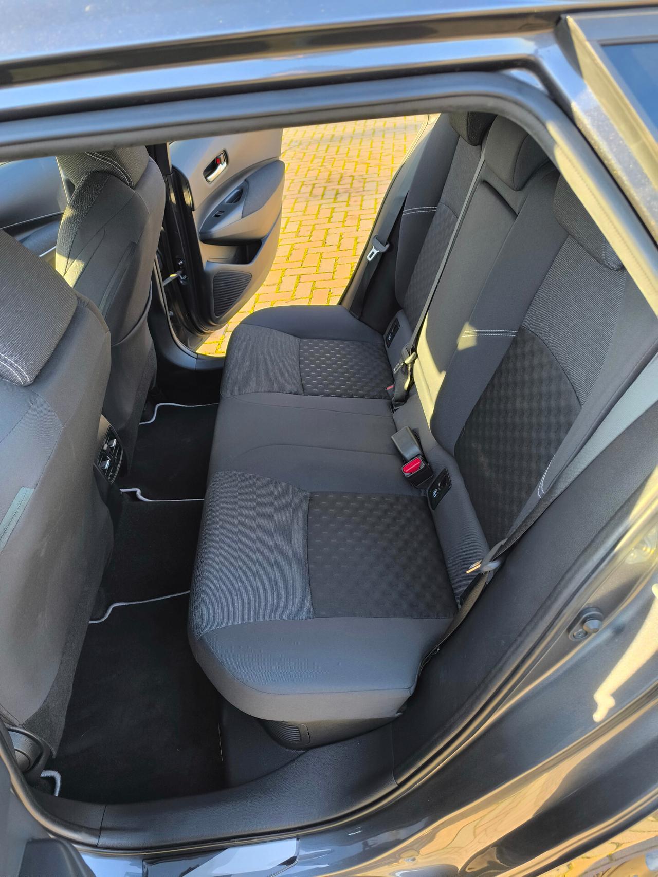 Toyota Corolla Touring Sports 1.8 Hybrid Active