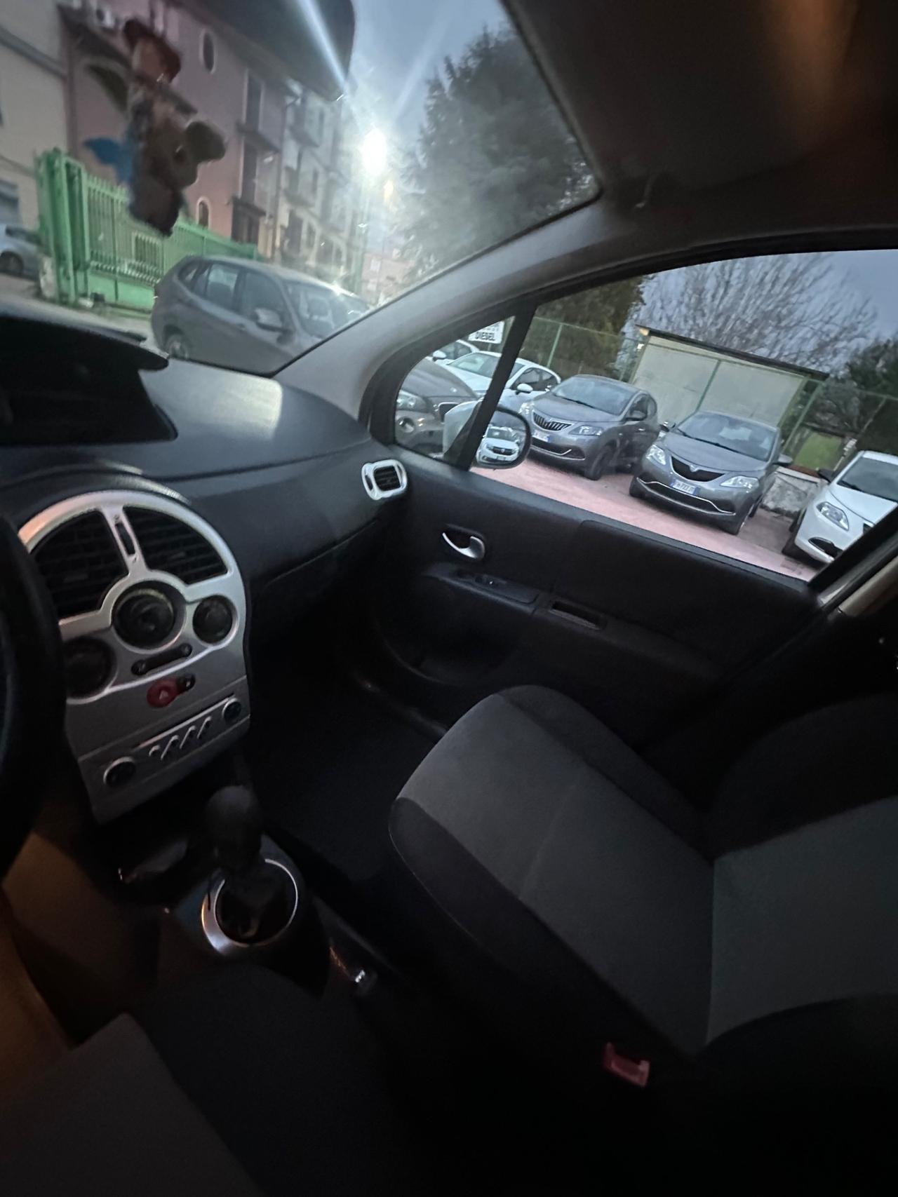 Renault Modus 1.2 16V Dynamique