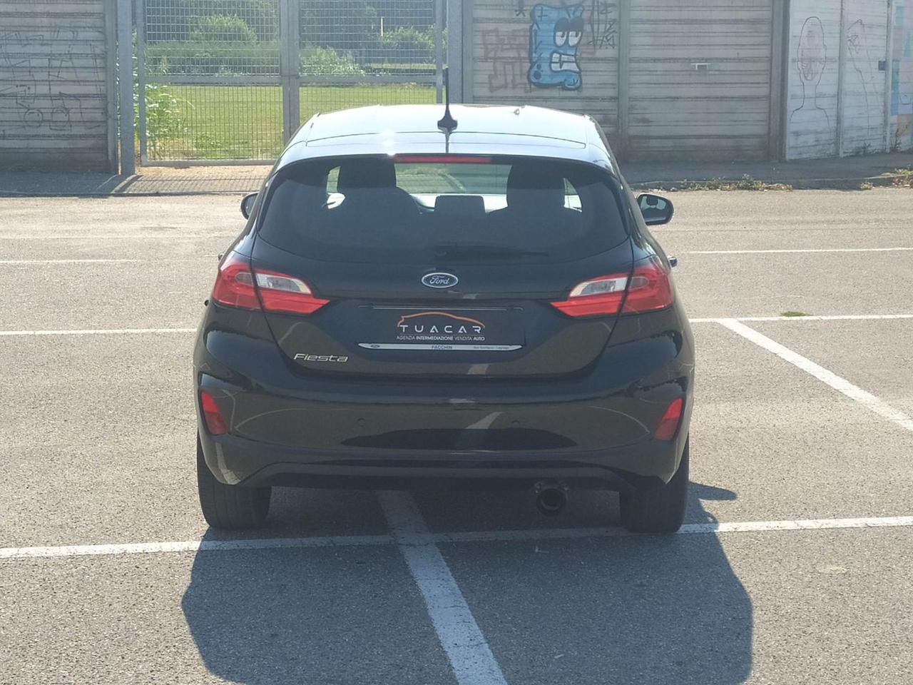 Ford Fiesta Titanium 1.1 75 cv GPL #11526