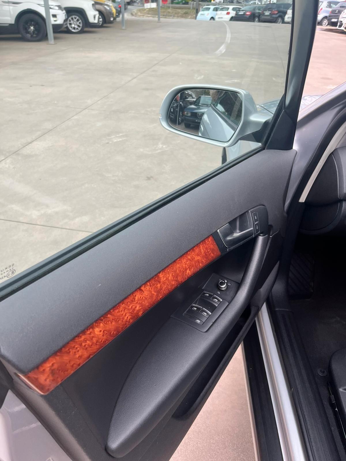 Audi A3 SPB 1.6 TDI 105 CV CR S tronic Ambiente