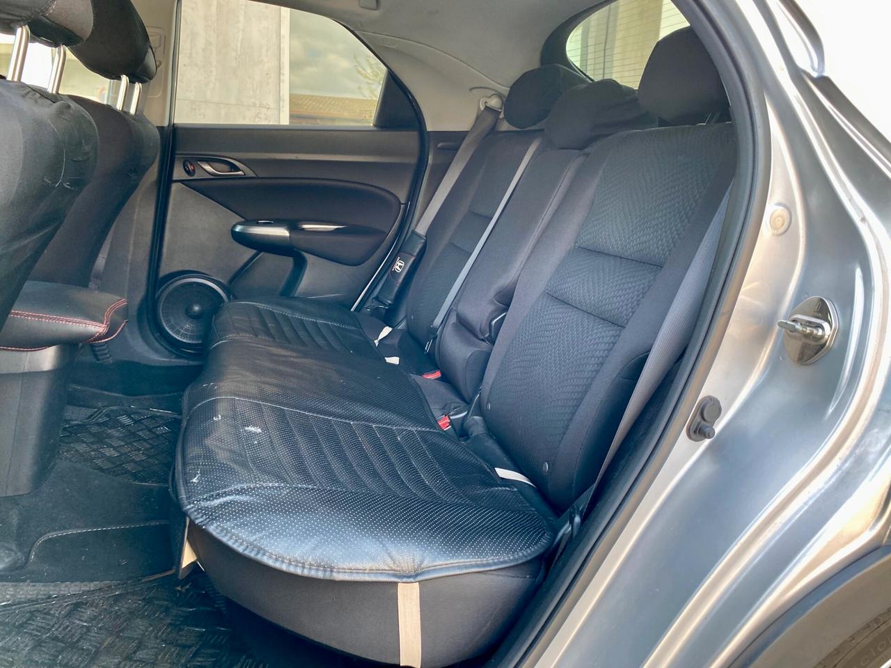 Honda Civic 5p 1.8 i-vtec auto 140cv GPL