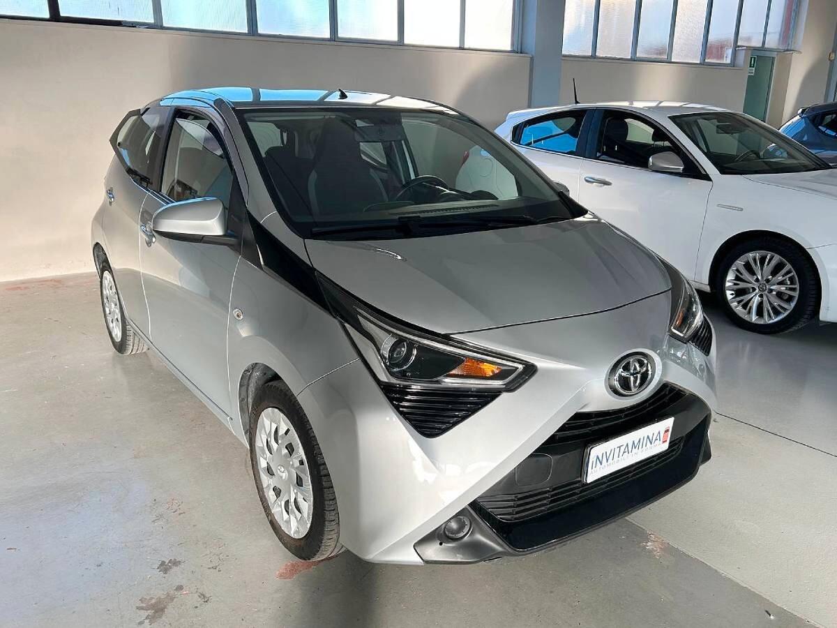 Toyota Aygo 1.0 VVT-i 72 CV 5 porte x-cool