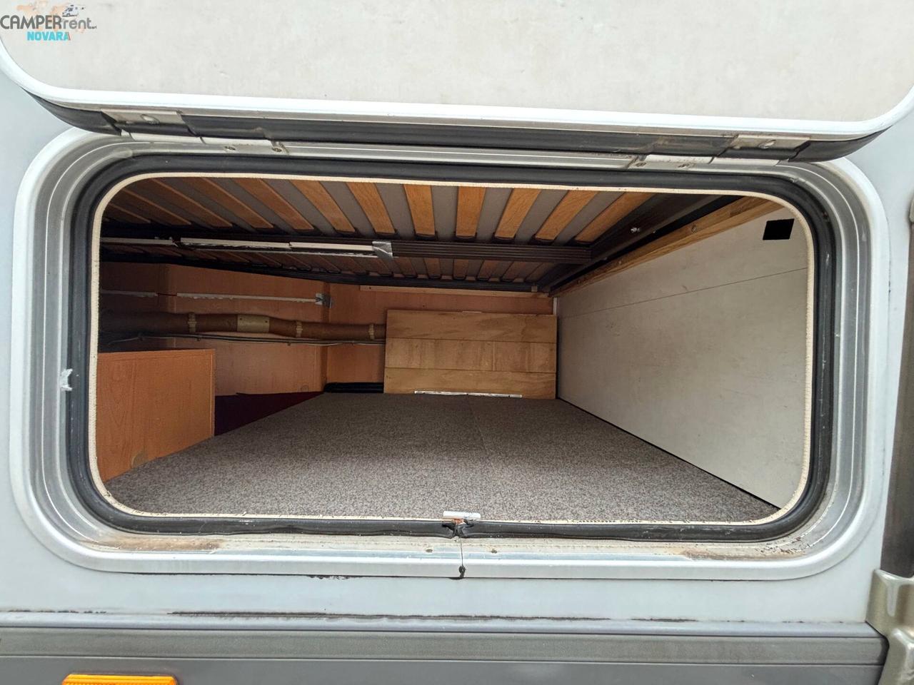 HYMER TRAMP 575 -Semintegrale letto alla francese compatto 6,15 mt