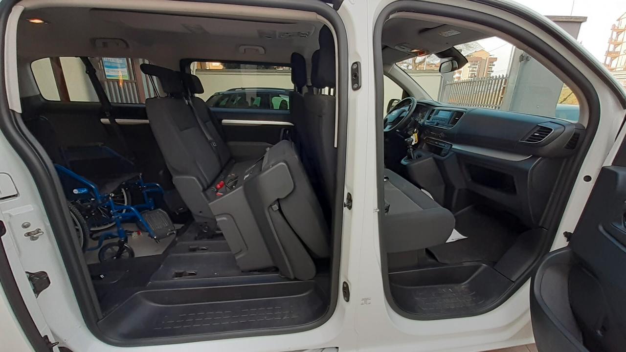 Toyota Proace Verso PL trasporto disabili pedana