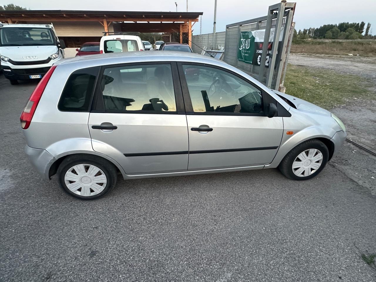 Ford Fiesta 1.4 TDCi 5p. Ghia