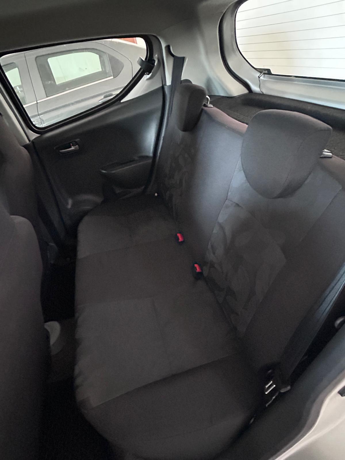 Suzuki Alto 1.0 L