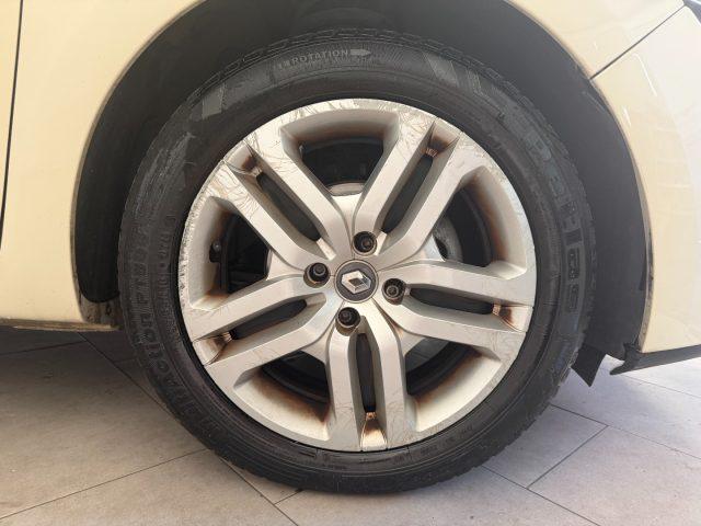 RENAULT Clio 1.2 75 CV 5 porte Duel