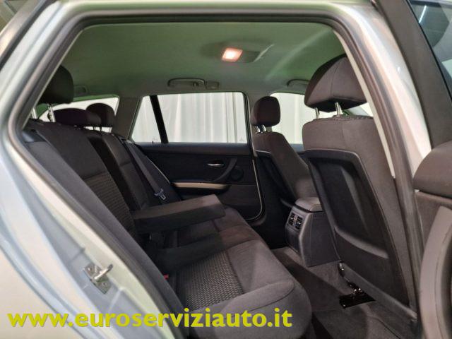 BMW 320 d cat xDrive Touring Attiva